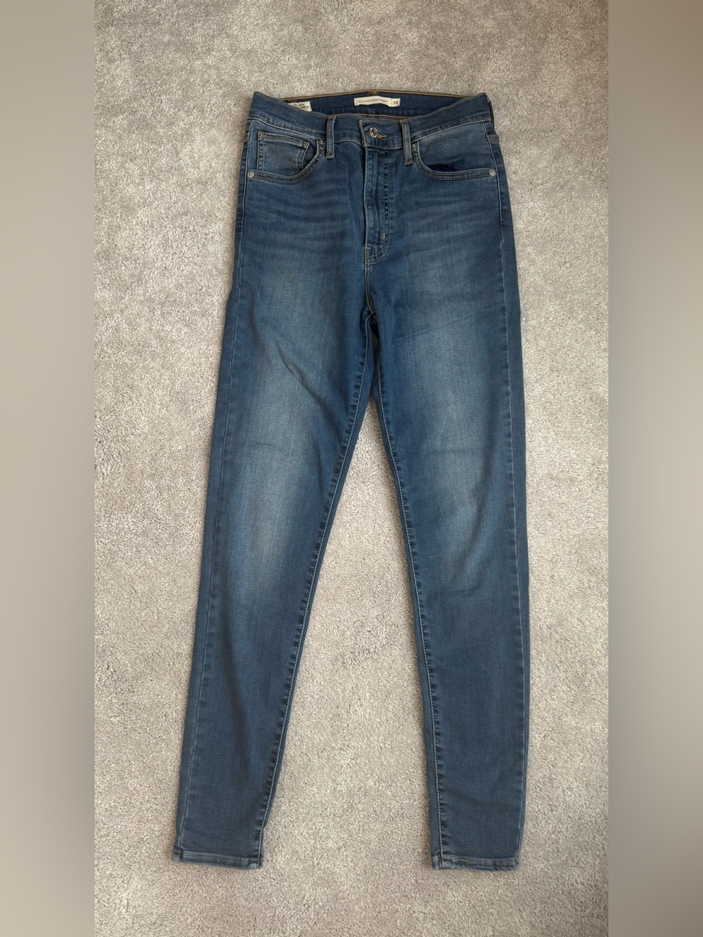 Levi’s Mile High Super Skinny Medium Blue Wash - Size 28